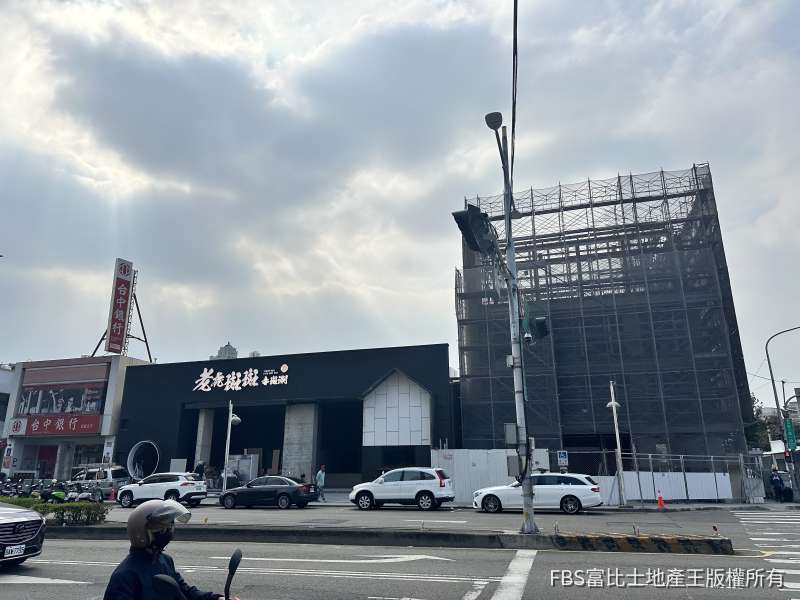 高租金嚇壞老牌集團！「酸小七」新軍無縫接軌崇德路　房東讓步關鍵曝光