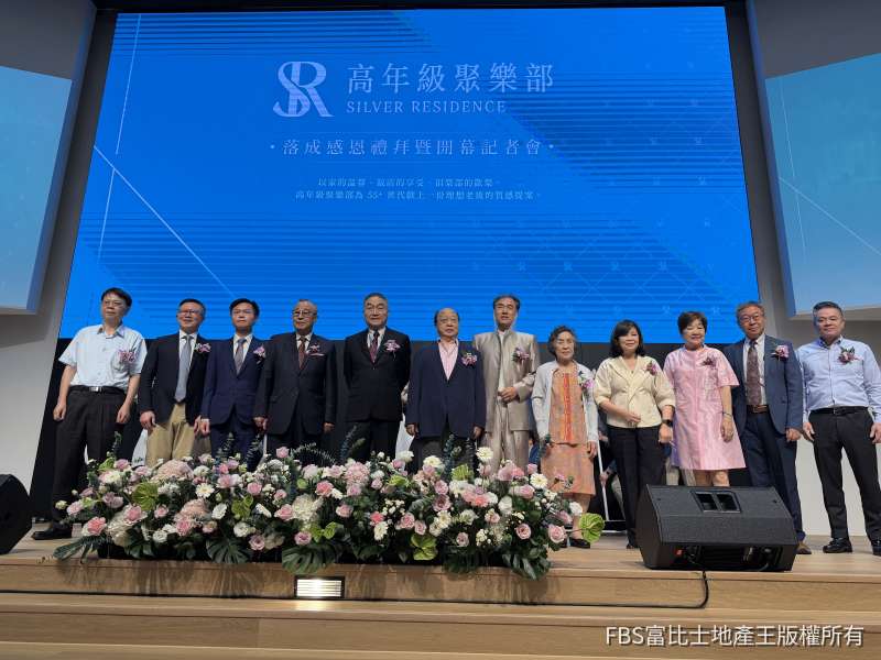 位於台中市西區的「高年級聚樂部」正式揭幕,據悉入住率已達3成。(圖/記者莊亞築攝)