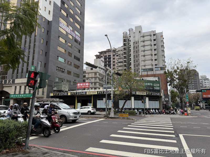 降價了！台中公益路「店王」49.99萬元招租