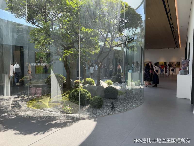 房市股市資金拉鋸戰開打！鉅虹聚焦13期 推雙藝術聯展不停歇