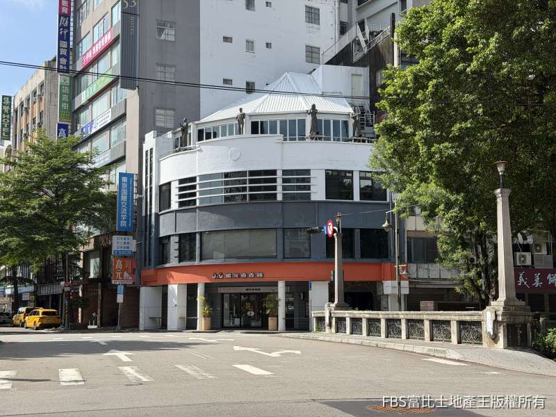 繼光香香雞撤店暫別中區　米其林鄰居租金曝光