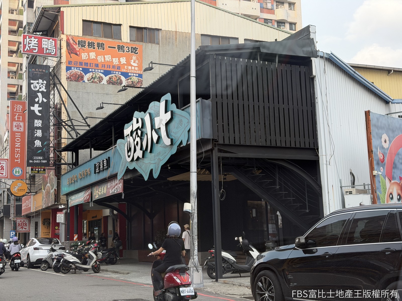 逢甲網紅店面難做 河南路大店300萬求頂讓
