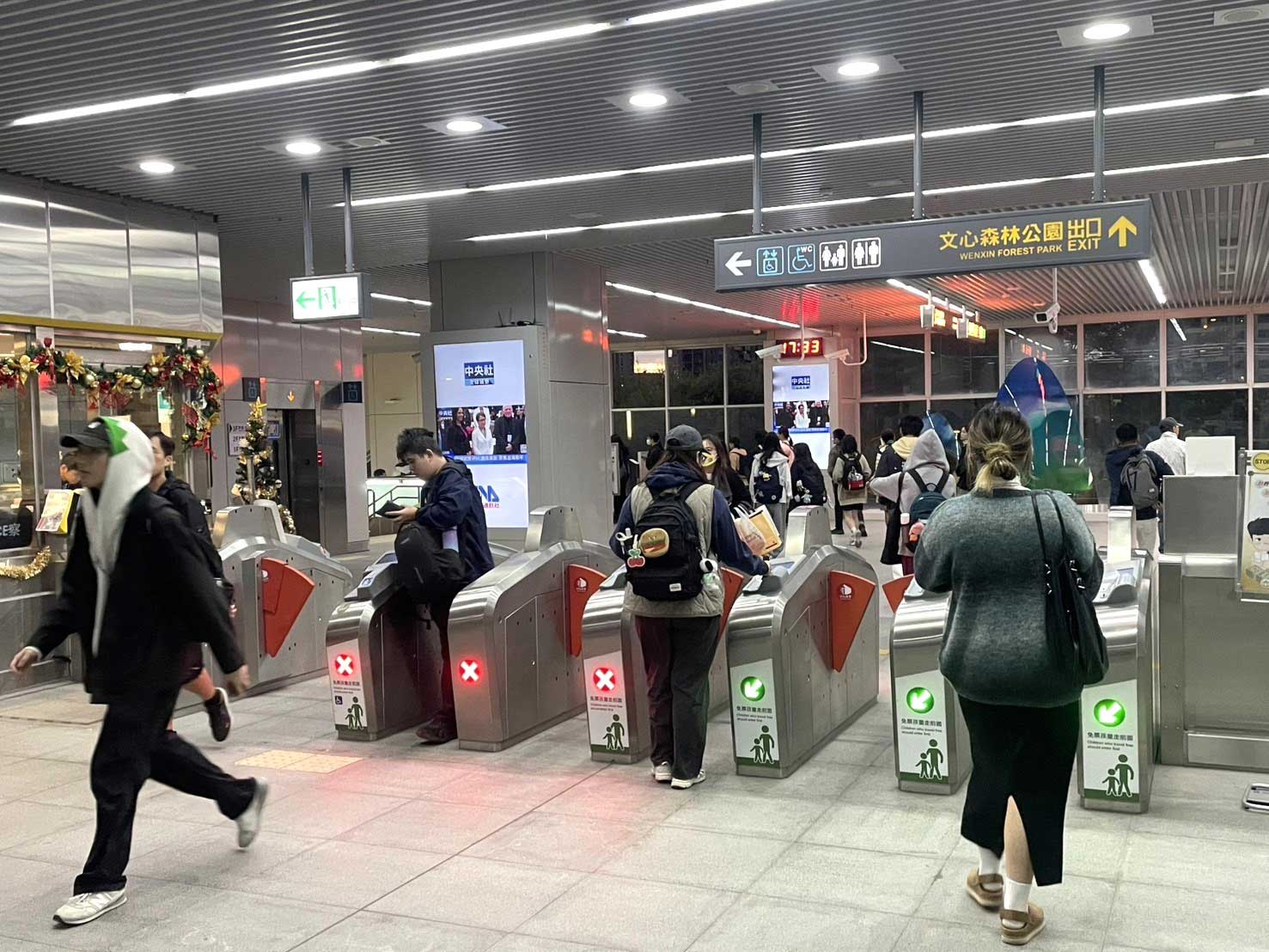 捷運跨年疏運任務